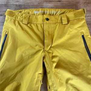 Men’s Helly Hansen Ski Pant Size Medium worn once